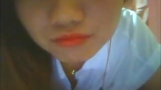 Korean Slut Yein Jeong masturbates on webcam 8