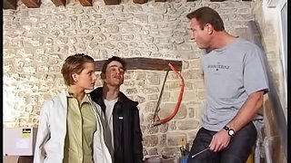 Reality video of a girl having a threesome with two contractors