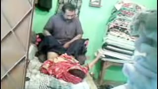 Mature Pakistani Couple In To A Quick Fuck in homemade video